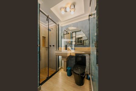 Banheiro de kitnet/studio à venda com 1 quarto, 22m² em Pinheiros, São Paulo