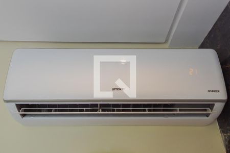 Quarto de kitnet/studio à venda com 1 quarto, 22m² em Pinheiros, São Paulo