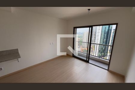 Quarto  de kitnet/studio para alugar com 1 quarto, 26m² em Pinheiros, São Paulo