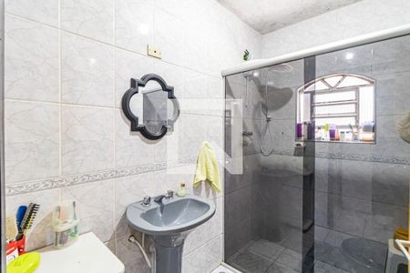 Banheiro social de casa à venda com 3 quartos, 237m² em Jardim das Vertentes, São Paulo