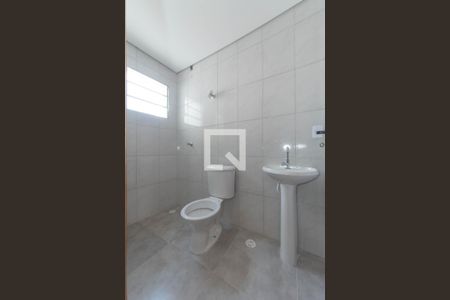 Banheiro de apartamento para alugar com 1 quarto, 49m² em Vila Brasilio Machado, São Paulo