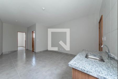 Sala/Cozinha de apartamento para alugar com 1 quarto, 49m² em Vila Brasilio Machado, São Paulo