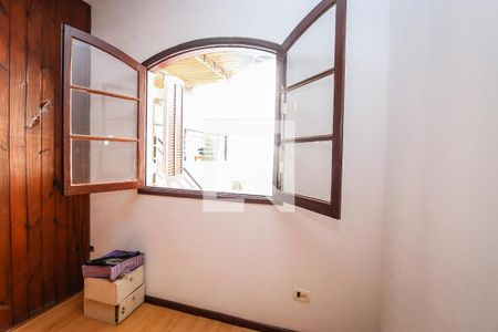 Quarto 2 de casa para alugar com 3 quartos, 160m² em Jardim Iracema, Taboão da Serra