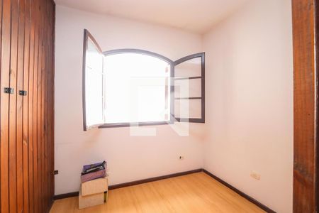 Quarto 2 de casa para alugar com 3 quartos, 160m² em Jardim Iracema, Taboão da Serra