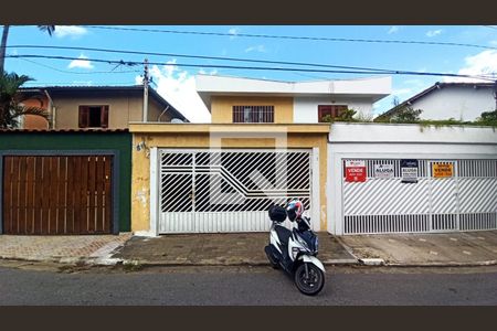 Fachada de casa à venda com 3 quartos, 396m² em Jardim Umuarama, São Paulo