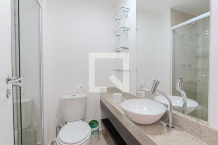 Banheiro de kitnet/studio para alugar com 1 quarto, 22m² em Consolação, São Paulo