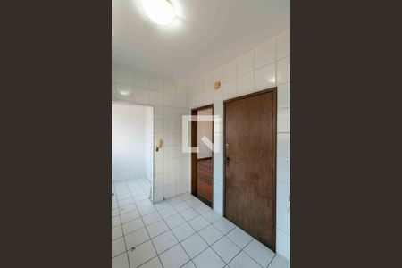 Cozinha de apartamento à venda com 3 quartos, 94m² em Santa Rosa, Belo Horizonte