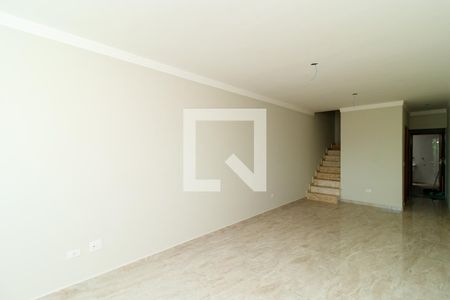 Sala de casa à venda com 2 quartos, 150m² em Vila Mazzei, São Paulo