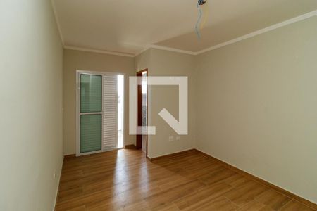Suíte de casa à venda com 2 quartos, 150m² em Vila Mazzei, São Paulo