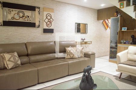 Sala de casa para alugar com 3 quartos, 120m² em Vila Carrão, São Paulo