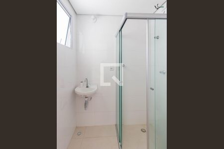 Banheiro de apartamento à venda com 1 quarto, 33m² em Vila Jacuí, São Paulo