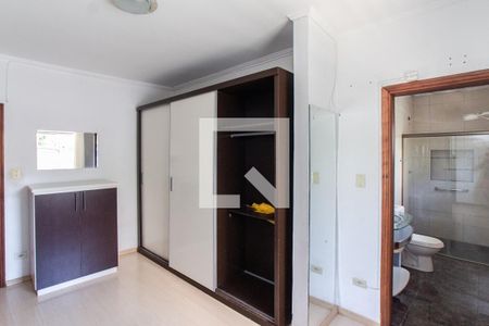 Suíte de casa para alugar com 3 quartos, 180m² em Vila Isolina Mazzei, São Paulo