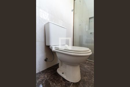 Banheiro da Suíte de casa para alugar com 3 quartos, 180m² em Vila Isolina Mazzei, São Paulo