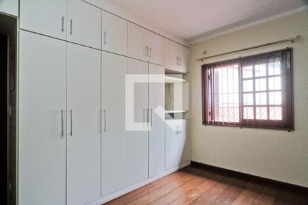 Quarto de casa à venda com 3 quartos, 325m² em Vila Ester (zona Norte), São Paulo