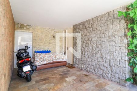 Garagem de casa à venda com 3 quartos, 220m² em Brooklin, São Paulo