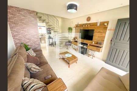 Sala de casa para alugar com 2 quartos, 98m² em São João do Rio Vermelho, Florianópolis