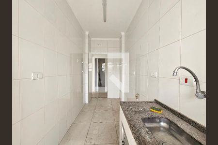 Cozinha de apartamento para alugar com 1 quarto, 50m² em Liberdade, São Paulo