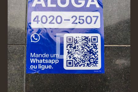 Plaquinha de apartamento para alugar com 1 quarto, 50m² em Liberdade, São Paulo