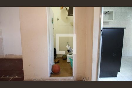Banheiro de Serviço de casa à venda com 7 quartos, 450m² em Sapopemba, São Paulo
