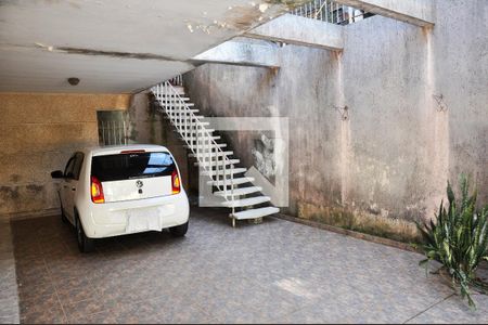 Garagem de casa à venda com 4 quartos, 189m² em Jardim Mangalot, São Paulo
