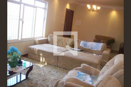 Casa à venda com 4 quartos, 250m² em Ipiranga, São Paulo