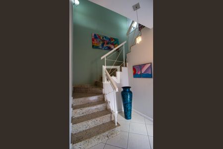 Sala de casa de condomínio à venda com 3 quartos, 285m² em Recreio dos Bandeirantes, Rio de Janeiro