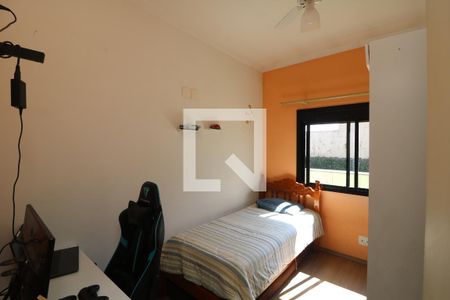 Quarto  de casa à venda com 3 quartos, 376m² em Vila Carrão, São Paulo