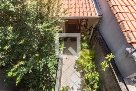 Vista de casa à venda com 3 quartos, 200m² em Parque Fongaro, São Paulo
