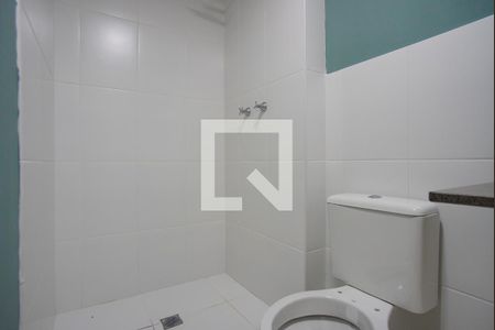 Banheiro da Suíte de apartamento à venda com 2 quartos, 52m² em Farrapos, Porto Alegre