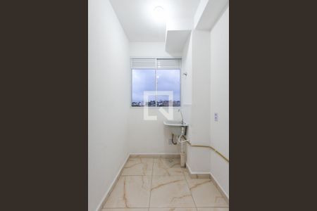 Área de Serviço de apartamento para alugar com 2 quartos, 42m² em Vila Lourdes, São Paulo