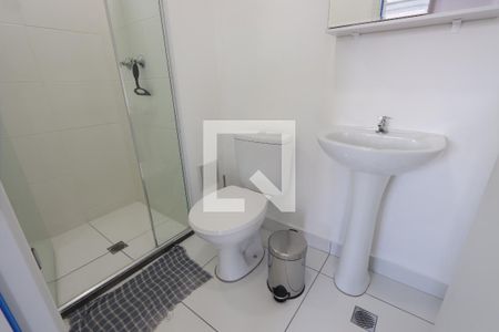 Banheiro de apartamento para alugar com 2 quartos, 44m² em Vila Prudente, São Paulo