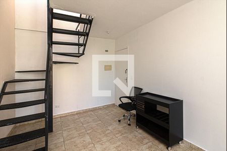 Sala de apartamento para alugar com 2 quartos, 84m² em Vila Santa Teresa (zona Sul), São Paulo