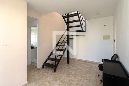 Sala de apartamento para alugar com 2 quartos, 84m² em Vila Santa Teresa (zona Sul), São Paulo