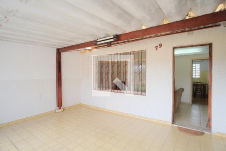 Garagem de casa à venda com 2 quartos, 105m² em Penha de França, São Paulo