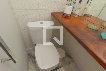 Lavabo de casa de condomínio à venda com 2 quartos, 70m² em Rio Branco, Canoas