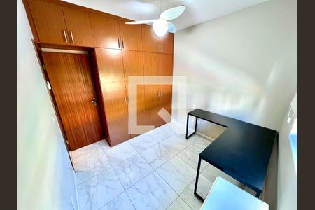Quarto 1 de apartamento para alugar com 3 quartos, 67m² em Heliópolis, Belo Horizonte