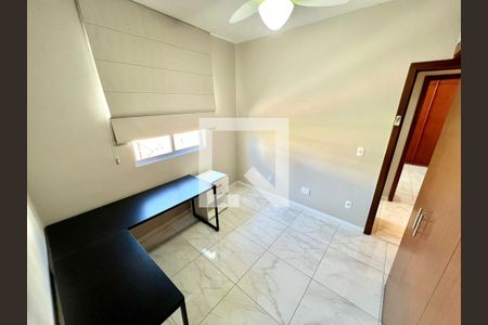 Quarto 1 de apartamento para alugar com 3 quartos, 67m² em Heliópolis, Belo Horizonte