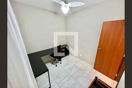 Quarto 2 de apartamento para alugar com 3 quartos, 67m² em Heliópolis, Belo Horizonte
