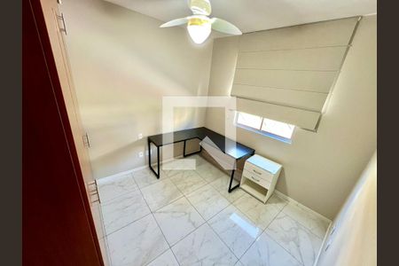 Quarto 1 de apartamento para alugar com 3 quartos, 67m² em Heliópolis, Belo Horizonte