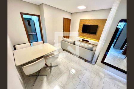 Sala de apartamento para alugar com 3 quartos, 67m² em Heliópolis, Belo Horizonte