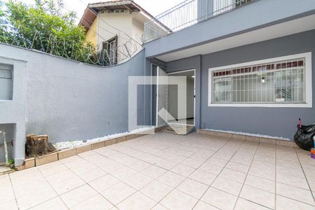 Garagem de casa à venda com 2 quartos, 190m² em Vila Santa Catarina, São Paulo