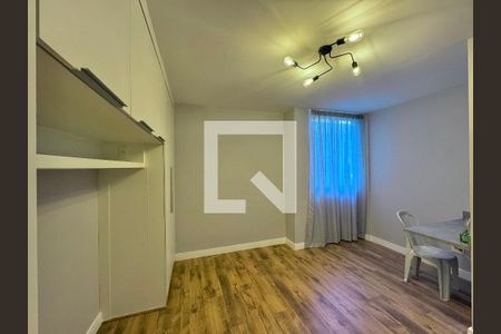 Quarto de apartamento à venda com 2 quartos, 80m² em Recreio dos Bandeirantes, Rio de Janeiro