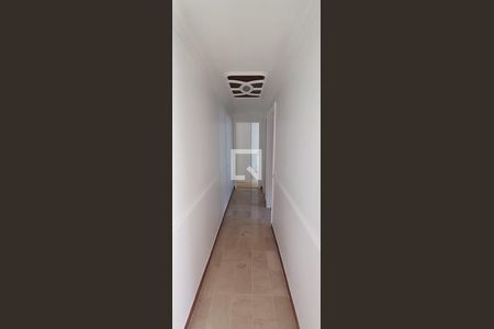 Corredor de apartamento para alugar com 2 quartos, 56m² em Vila Andrade, São Paulo