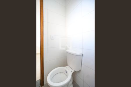 Banheiro  de apartamento para alugar com 1 quarto, 30m² em Vila Esperança, São Paulo