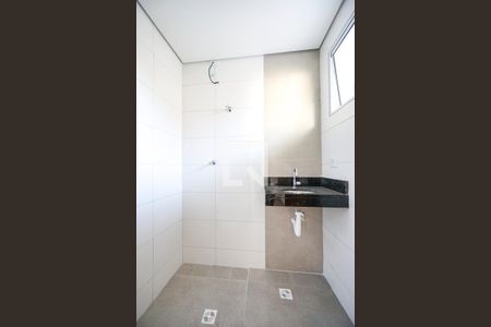 Banheiro  de apartamento para alugar com 1 quarto, 30m² em Vila Esperança, São Paulo