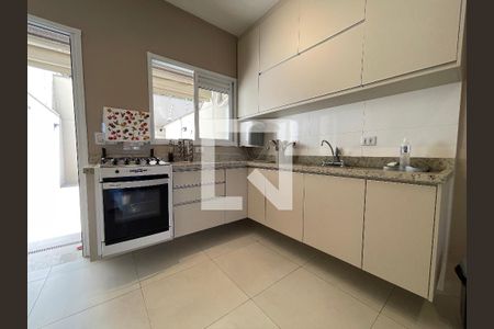 Cozinha de casa para alugar com 2 quartos, 91m² em Rio Pequeno, São Paulo