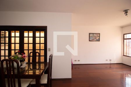 Sala de casa à venda com 5 quartos, 250m² em Jardim Guapira, São Paulo