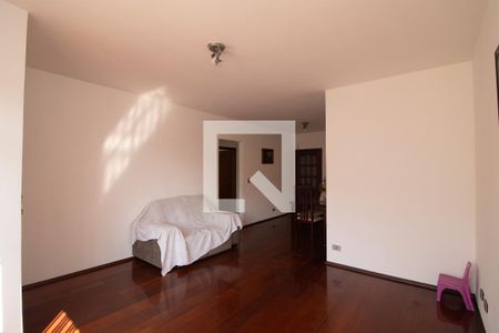 Sala de casa à venda com 5 quartos, 250m² em Jardim Guapira, São Paulo