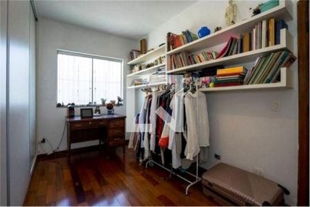 Casa à venda com 3 quartos, 324m² em Campo Belo, São Paulo