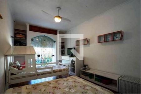 Casa à venda com 3 quartos, 324m² em Campo Belo, São Paulo